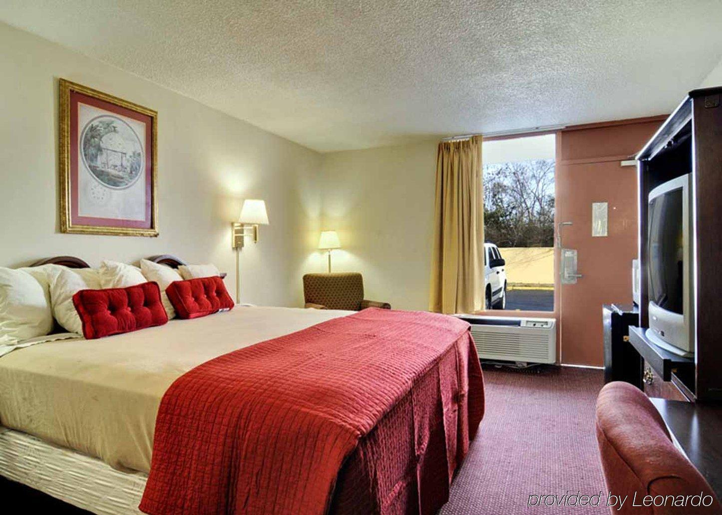 Econo Lodge Inn & Suites מאקון חדר תמונה